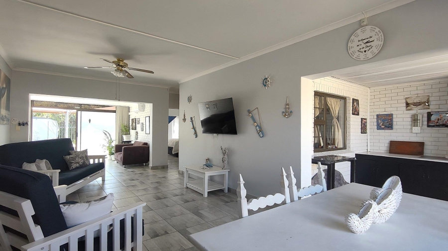 2 Bedroom Property for Sale in Hartenbos Central Western Cape